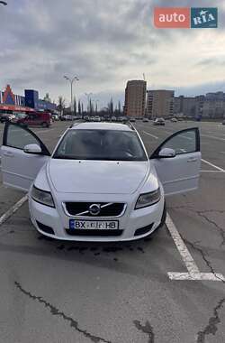 Volvo V50  2010