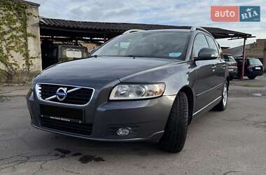 Volvo V50  2012