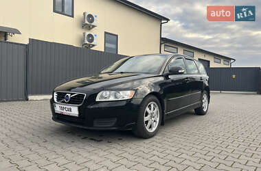 Volvo V50  2011