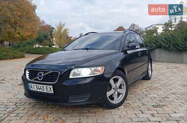 Volvo V50  2011