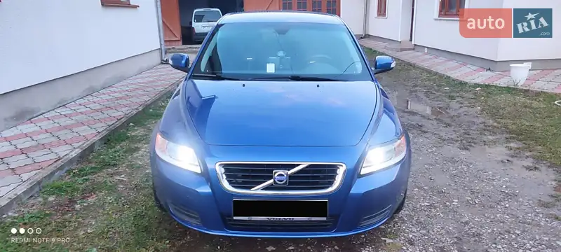 Volvo V50
