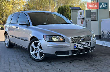 Volvo V50  2004