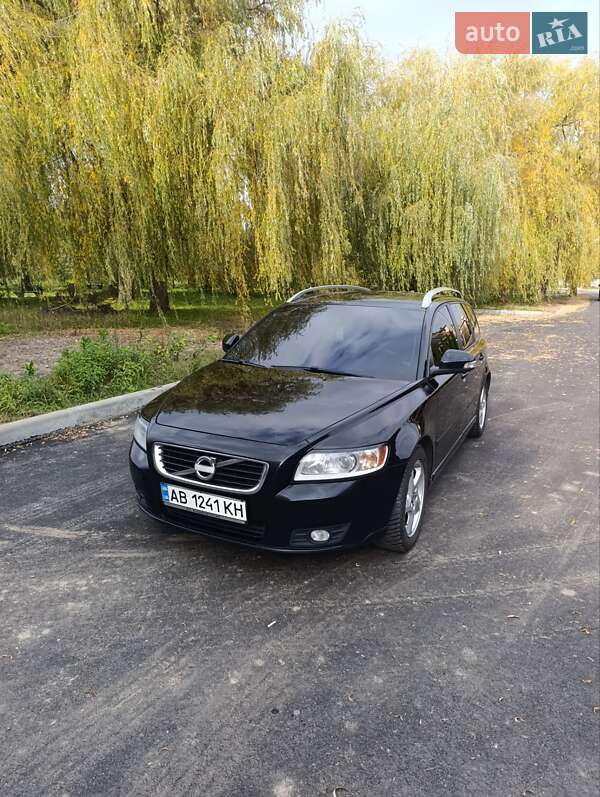 Volvo V50