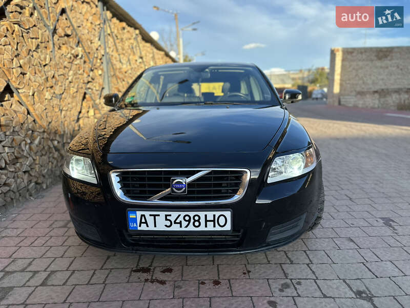 Volvo V50