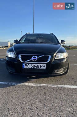Volvo V50  2010