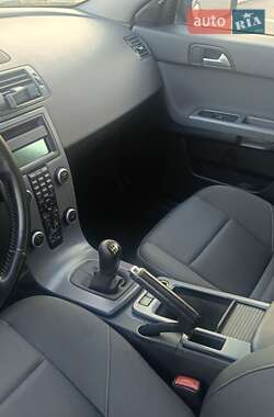 Volvo V50 2011
