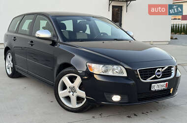 Volvo V50  2011