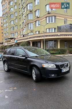 Volvo V50  2012