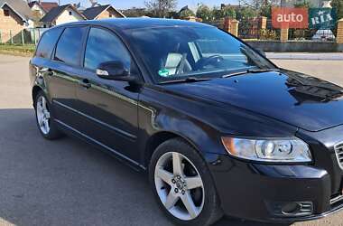 Volvo V50 2010
