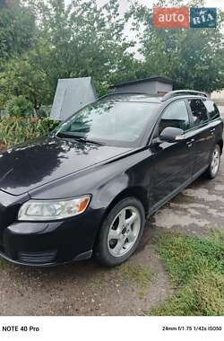 Volvo V50  2010