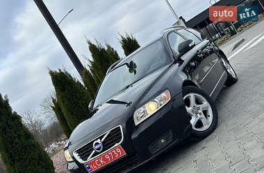 Volvo V50  2011