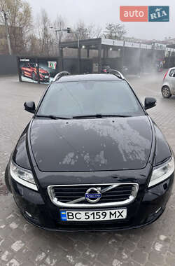Volvo V50 2011