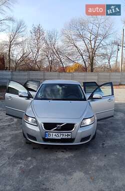 Volvo V50  2009