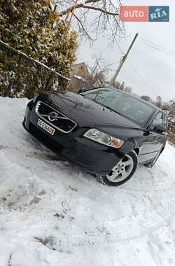 Volvo V50 2011