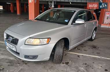 Volvo V50 2010