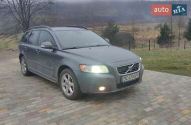 Volvo V50  2010
