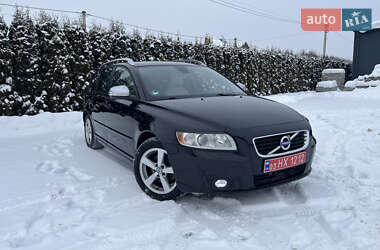 Volvo V50  2012