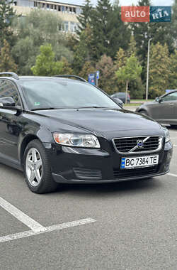 Volvo V50 2009