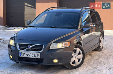 Volvo V50  2010