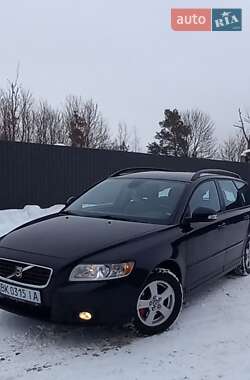 Volvo V50  2010