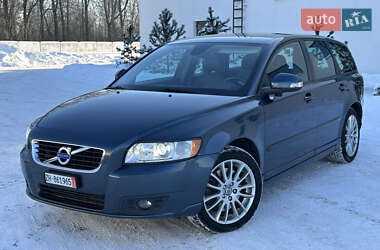 Volvo V50  2011