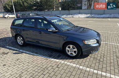 Volvo V50  2010