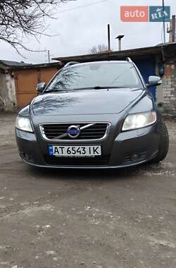 Volvo V50  2010
