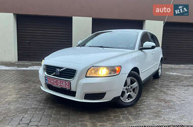 Volvo V50  2010