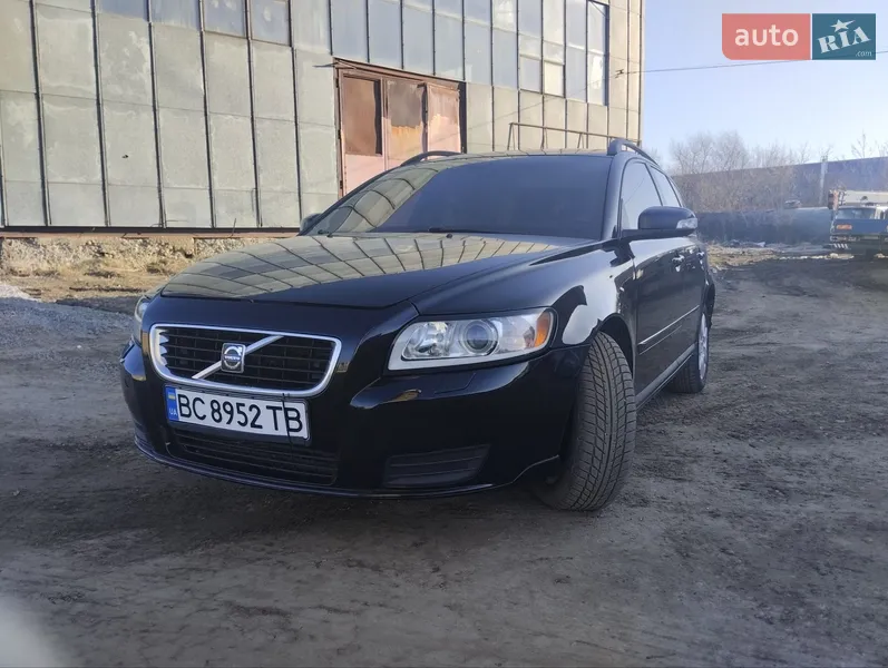 Volvo V50