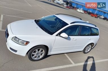 Volvo V50 2010