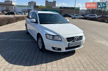 Volvo V50  2011