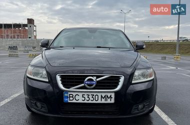 Volvo V50  2010