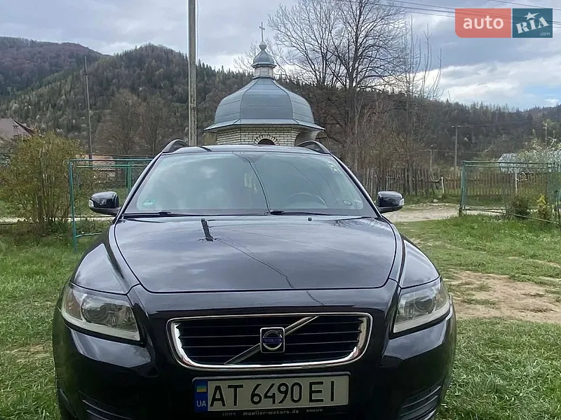 Volvo V50