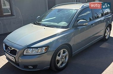 Volvo V50  2011