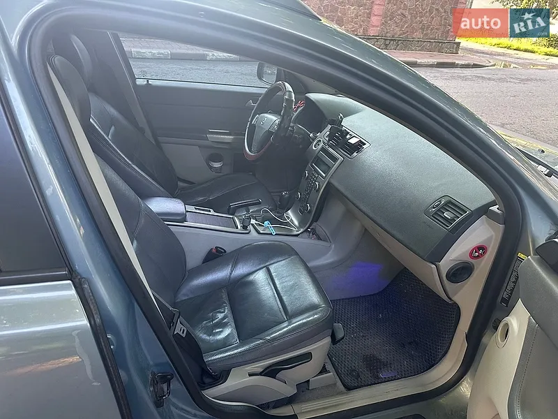 Volvo V50 2009