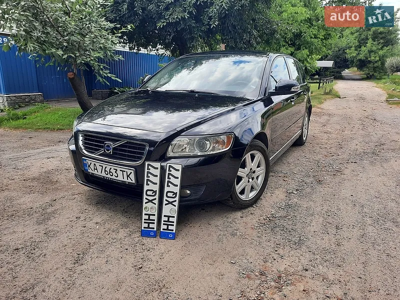 Volvo V50
