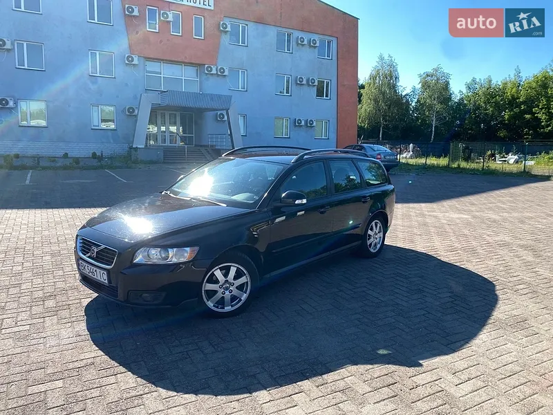 Volvo V50 2009