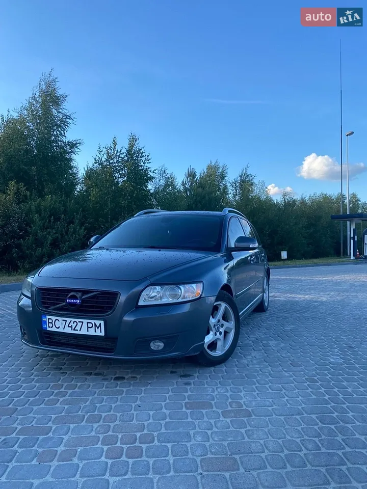 2012 Volvo V50 - фото 1