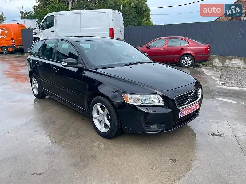 Volvo V50 2010