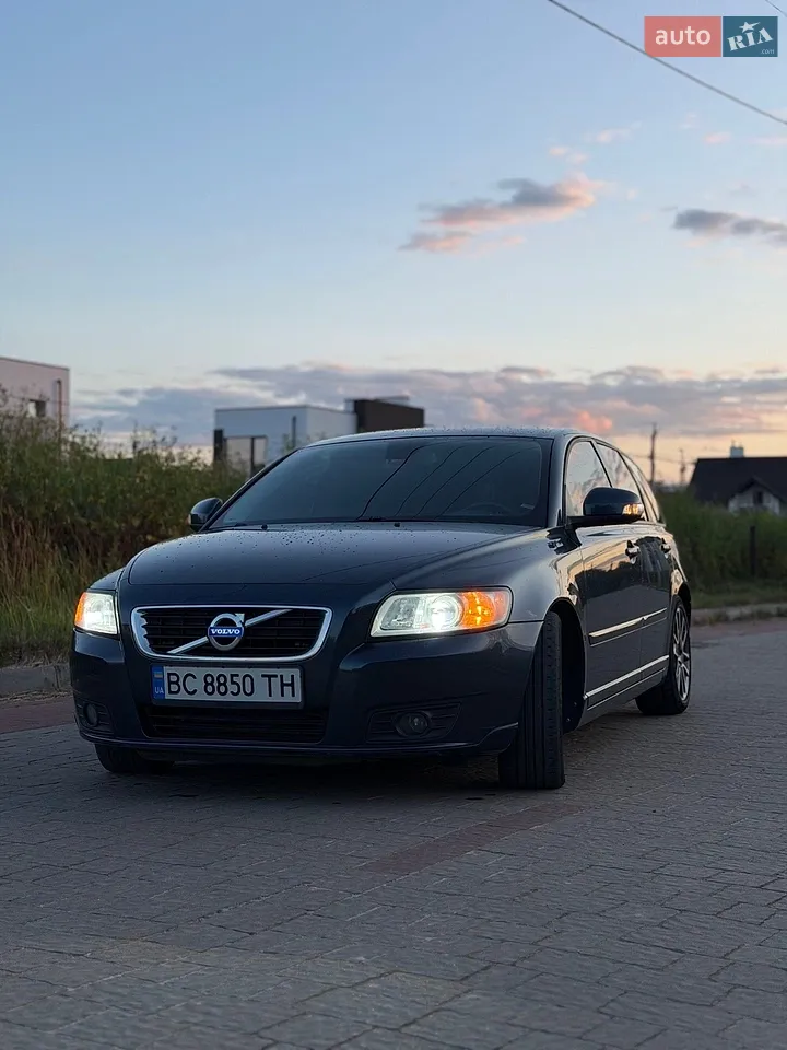 2011 Volvo V50 - мініатюра 3