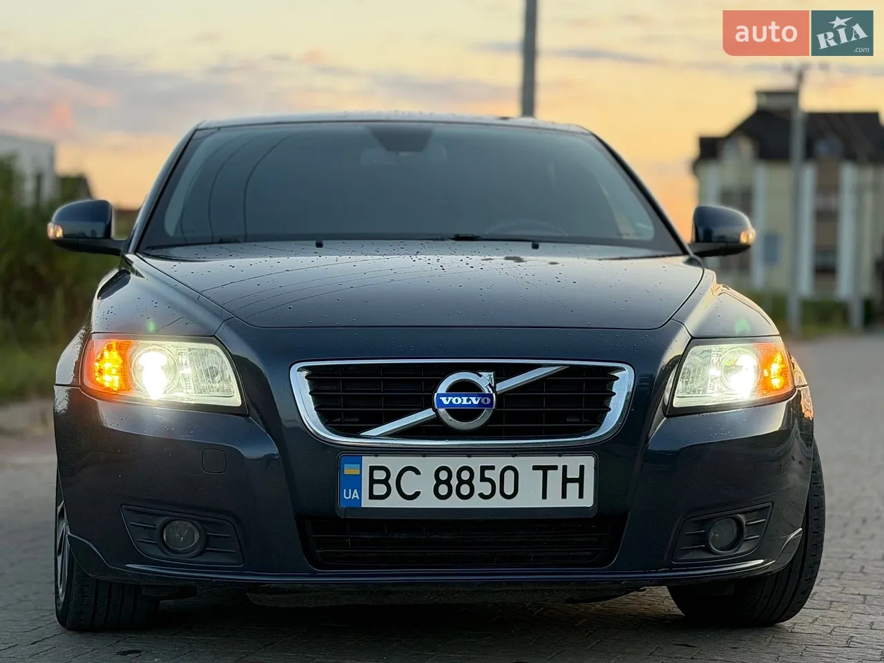 2011 Volvo V50 - мініатюра 2