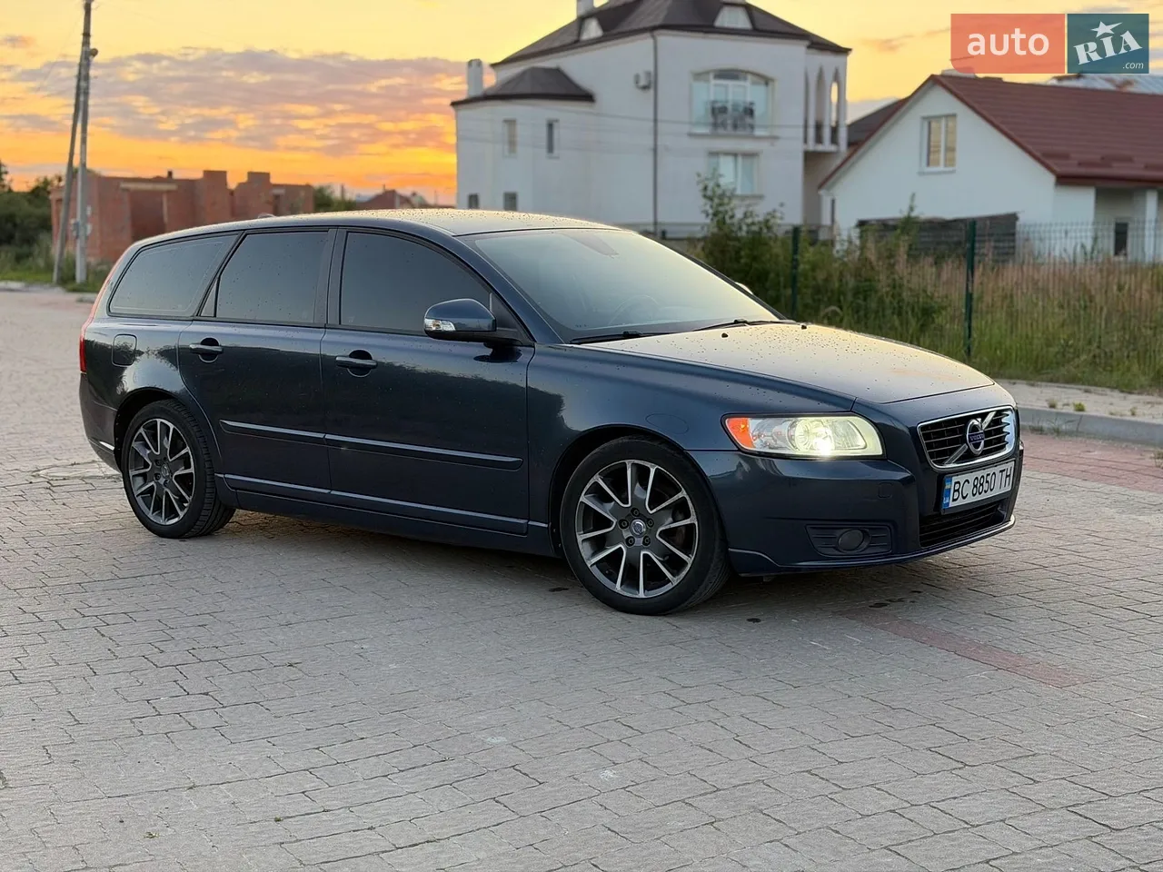 2011 Volvo V50 - мініатюра 5