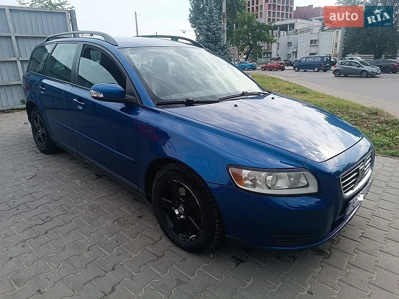 Volvo V50