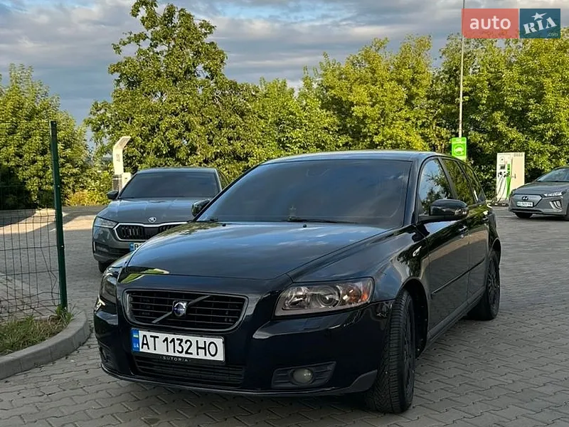 Volvo V50