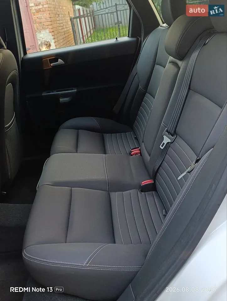 2010 Volvo V50 - мініатюра 5