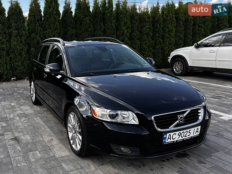 Volvo V50
