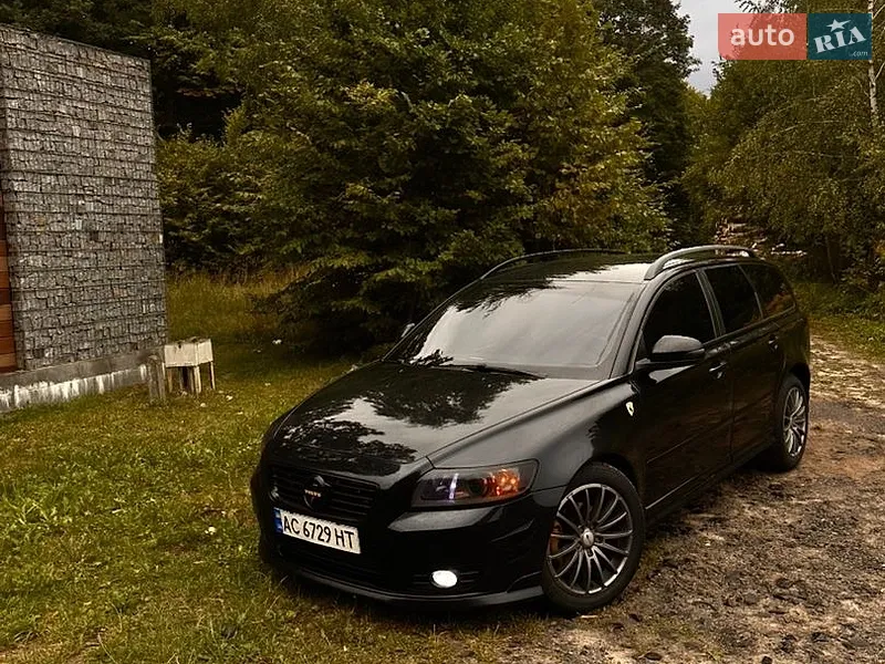 Volvo V50