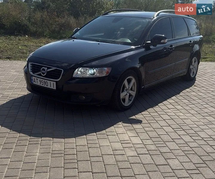 Volvo V50