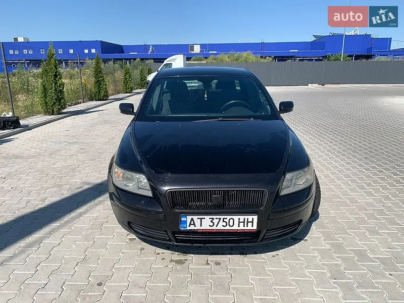Volvo V50