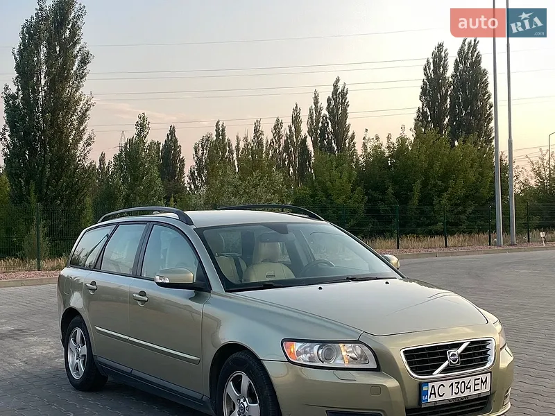 Volvo V50